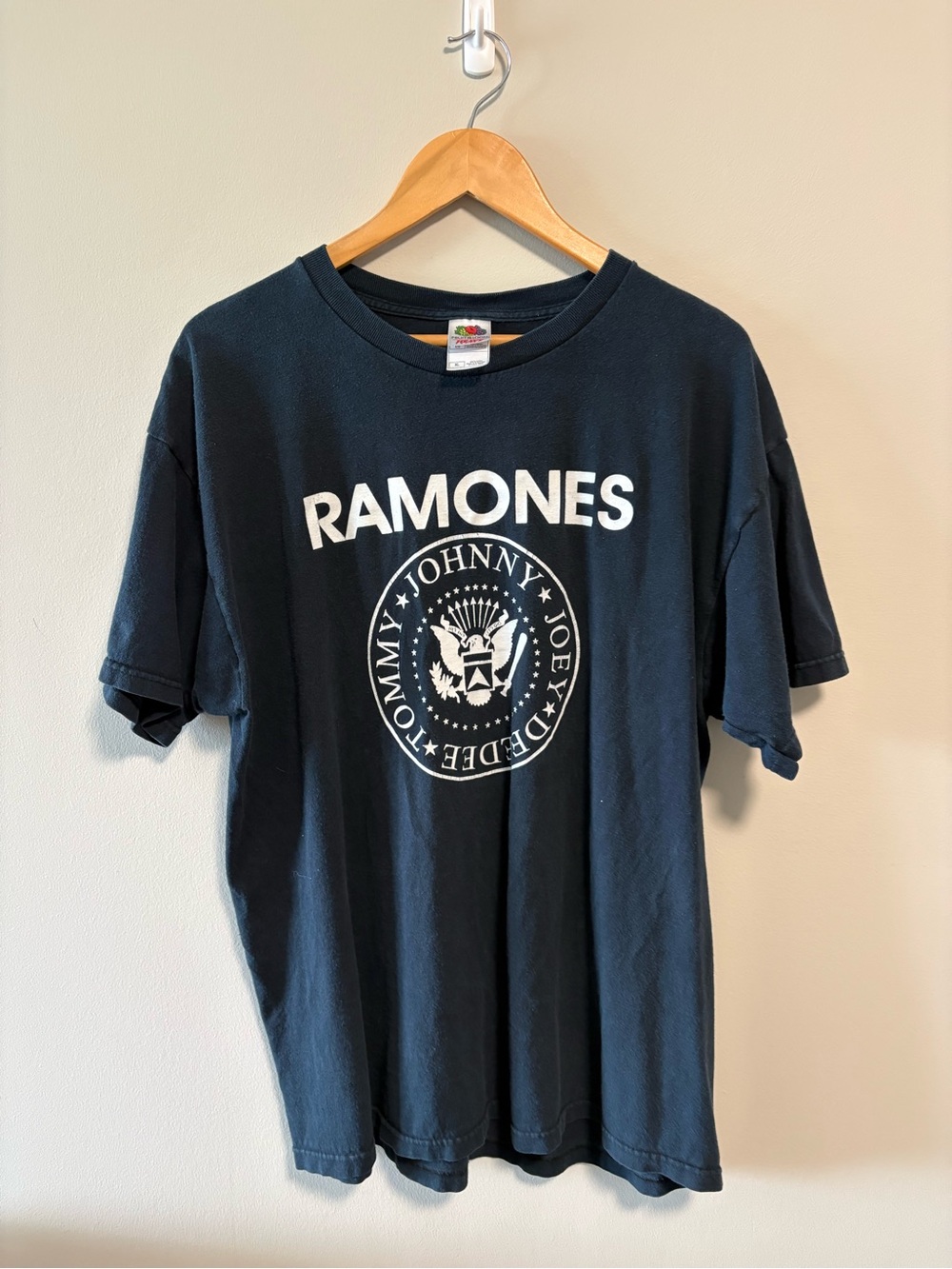 Vintage Ramones Presidential Seal T-Shirt Size XL Black Punk Rock Band